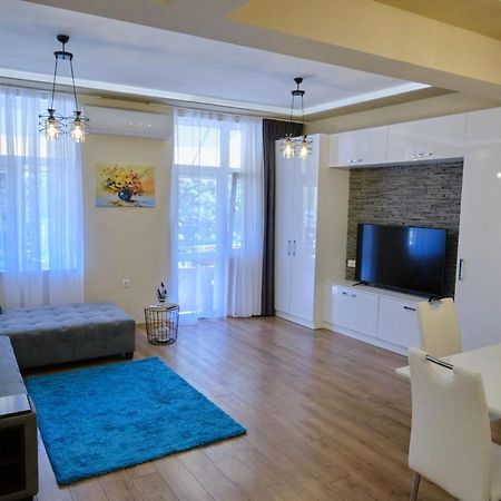 Luxury Nevena Apartment - Bogoridi Super Centre Бургас Экстерьер фото